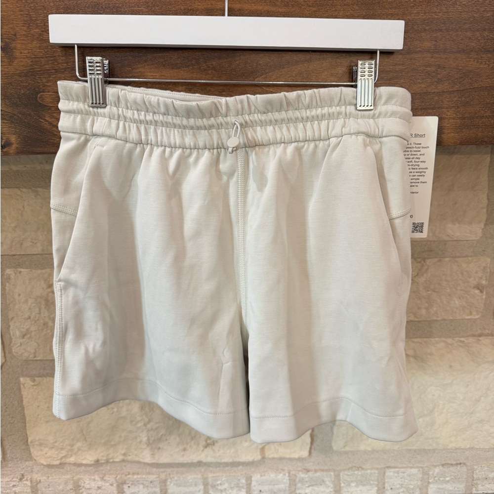 NWT Lululemon Softstream Shorts